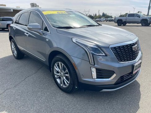 Used 2021 Cadillac XT5 Premium Luxury image 3