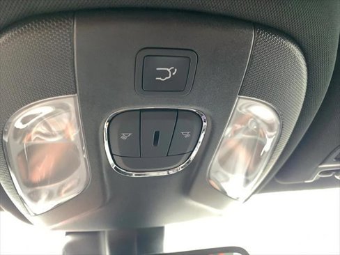 New 2025 Jeep Compass Latitude w/ Convenience Group image 25