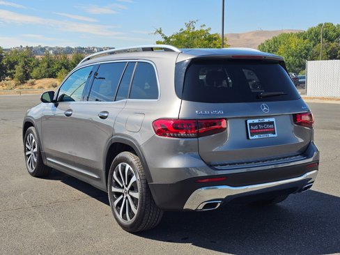 Used 2023 Mercedes-Benz GLB 250 4MATIC image 4