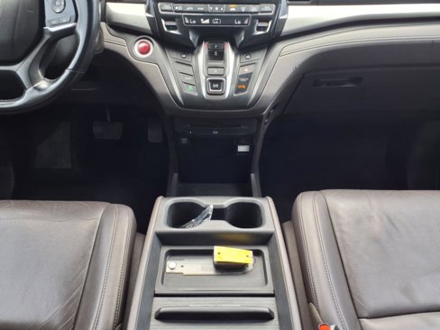 Certified 2018 Honda Odyssey EX-L image 18