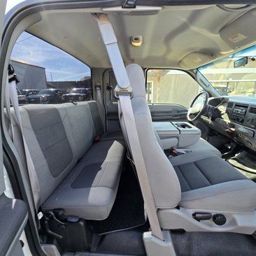 Used 2004 Ford F250 XLT image 12