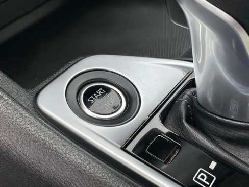 Certified 2022 Nissan Sentra SV image 12