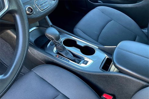 Used 2022 Chevrolet Malibu LT image 17