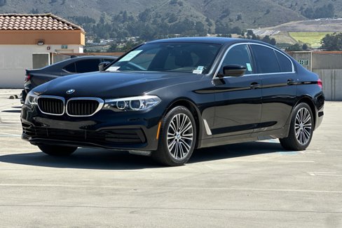 Used 2019 BMW 530i w/ Premium Package image 3