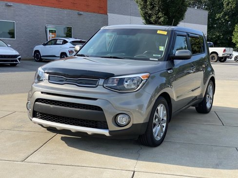 Used 2018 Kia Soul + w/ Audio Package image 3