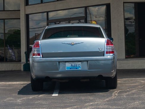 Used 2007 Chrysler 300 C image 7