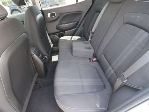 Used 2024 Hyundai Venue SEL image 10
