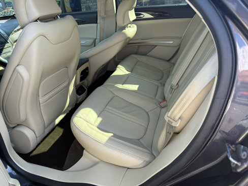 Used 2013 Lincoln MKZ AWD image 16