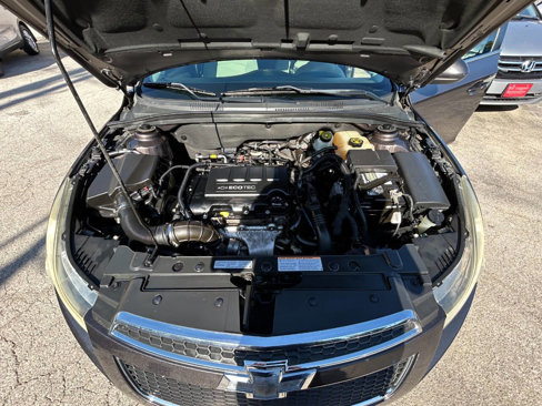 Used 2014 Chevrolet Cruze LT image 15