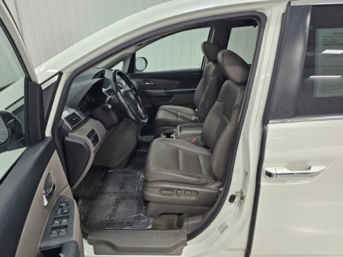 Used 2014 Honda Odyssey EX-L image 2