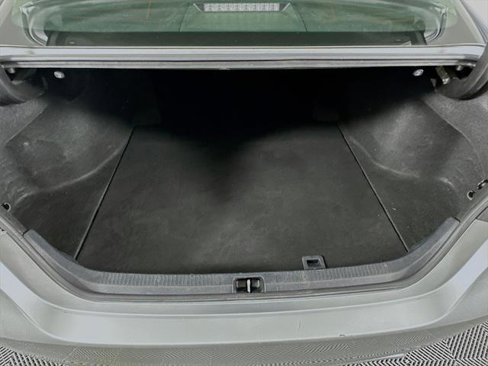 Certified 2020 Toyota Camry SE image 23