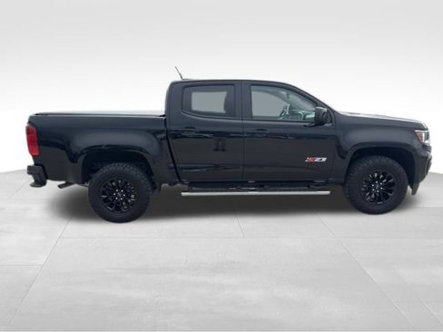 Certified 2021 Chevrolet Colorado Z71 w/ Z71 Midnight Edition image 7