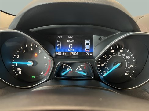Used 2018 Ford Escape SE w/ SE Sport Appearance Package image 19