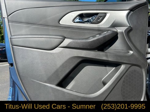 Used 2022 Chevrolet Traverse LT w/ LPO, Cargo Package image 22