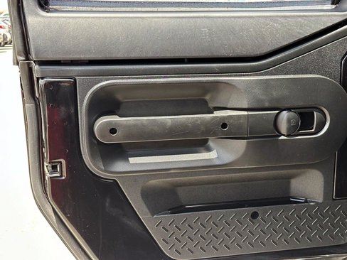 Used 2017 Jeep Wrangler Unlimited Sport w/ Max Tow Package image 21