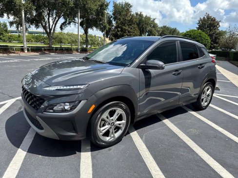 Used 2023 Hyundai Kona SEL w/ Winter Weather Package image 5