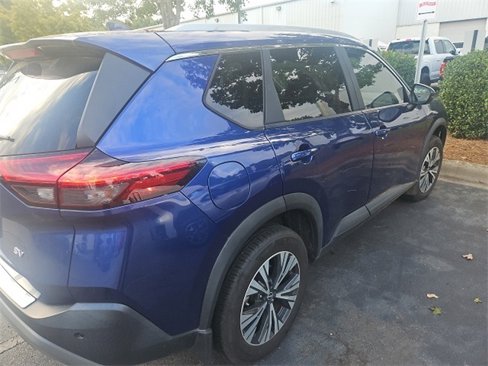 Used 2023 Nissan Rogue SV w/ SV Premium Package image 5