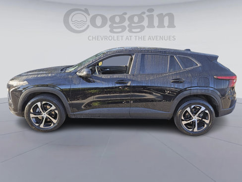 Used 2024 Chevrolet Trax RS w/ Sunroof Package image 3