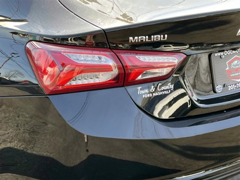 Used 2022 Chevrolet Malibu LT image 9