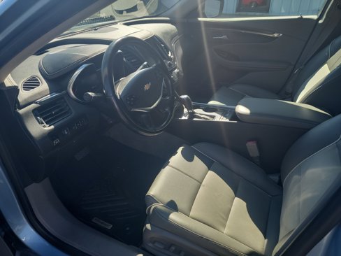 Used 2015 Chevrolet Impala LT image 9