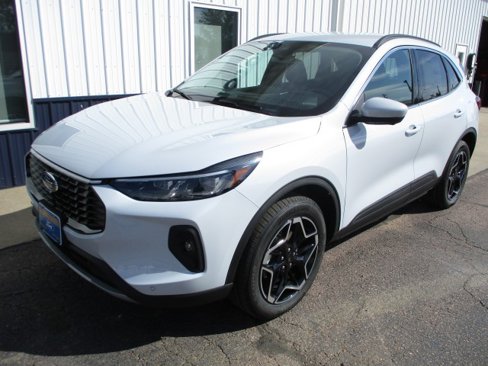 New 2025 Ford Escape Platinum w/ Premium Technology Package image 2
