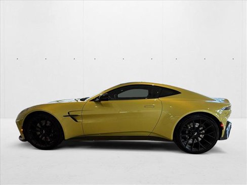 New 2025 Aston Martin V8 Vantage Coupe image 4