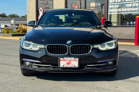 Used 2018 BMW 330i xDrive Sedan image 9