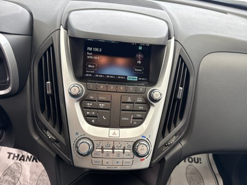 Used 2017 Chevrolet Equinox LS image 10