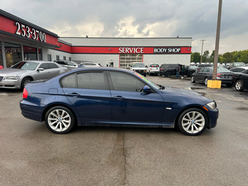 Used 2011 BMW 328i Sedan image 2