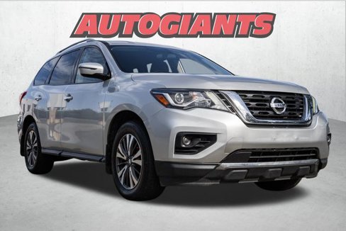 Used 2017 Nissan Pathfinder S image 1