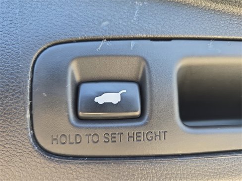 Used 2020 Honda CR-V Touring image 16