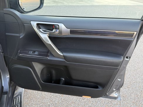 Used 2021 Lexus GX 460 Premium image 46