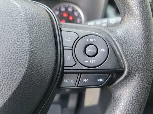 Used 2019 Toyota RAV4 LE image 24