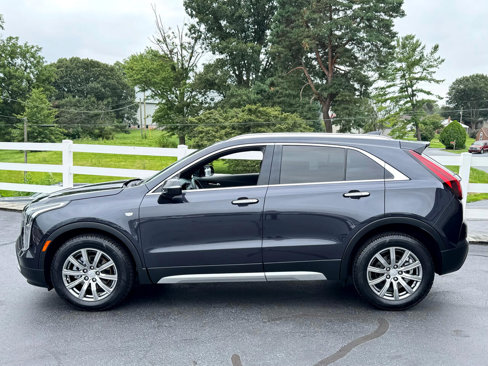 Used 2022 Cadillac XT4 Premium Luxury w/ Enhanced Visibility Package image 6