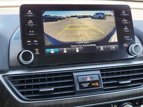 Used 2022 Honda Accord Touring image 17