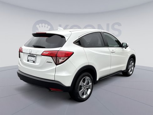 Used 2017 Honda HR-V EX image 7