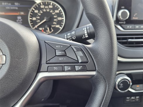 Used 2022 Nissan Altima 2.5 SV image 24