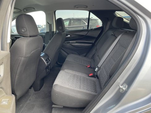 Used 2023 Chevrolet Equinox LT w/ Driver Convenience Package image 23