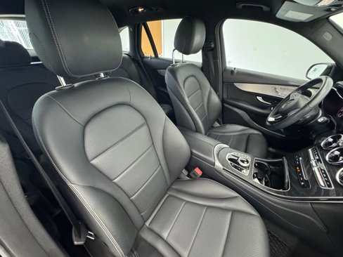 Used 2019 Mercedes-Benz GLC 300 image 36