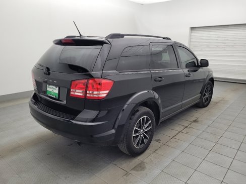 Used 2018 Dodge Journey SE w/ Blacktop Package image 9