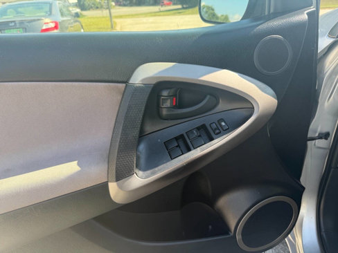 Used 2008 Toyota RAV4 2WD image 15