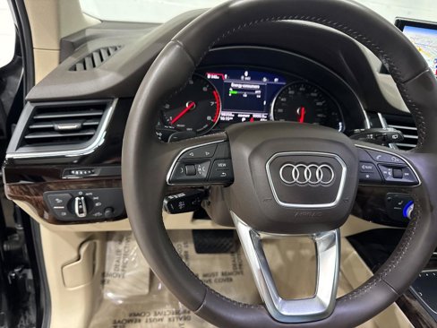 Used 2017 Audi Q7 3.0T Premium Plus image 30