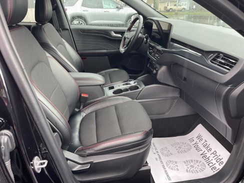 Used 2024 Ford Escape ST-Line w/ Tech Pack #1 image 6