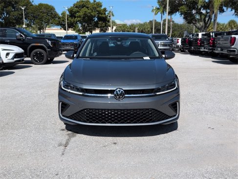 New 2025 Volkswagen Jetta SE image 3