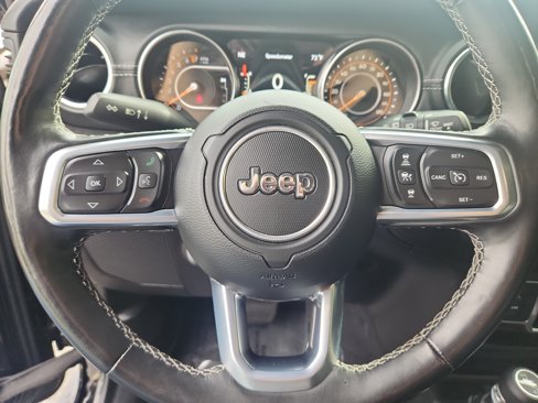 Used 2019 Jeep Wrangler Unlimited Sahara image 17