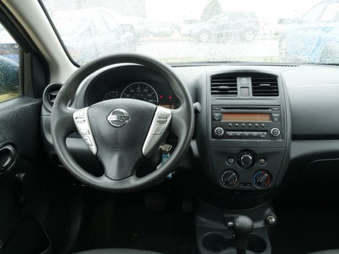 Used 2017 Nissan Versa S Plus image 17
