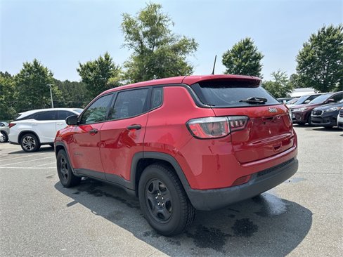 Used 2019 Jeep Compass Sport image 3
