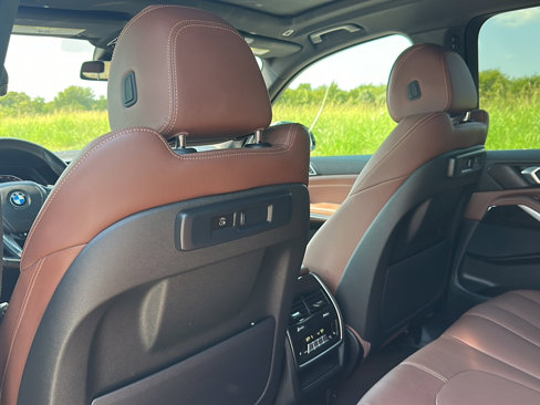 Used 2022 BMW X5 xDrive40i w/ Premium Package image 17