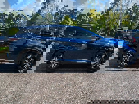 Used 2022 Nissan Murano S image 3