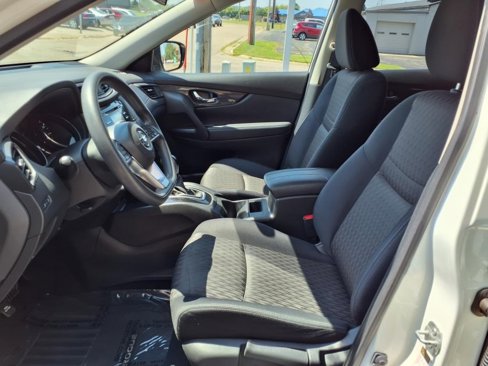 Used 2017 Nissan Rogue S w/ S Appearance Package image 30
